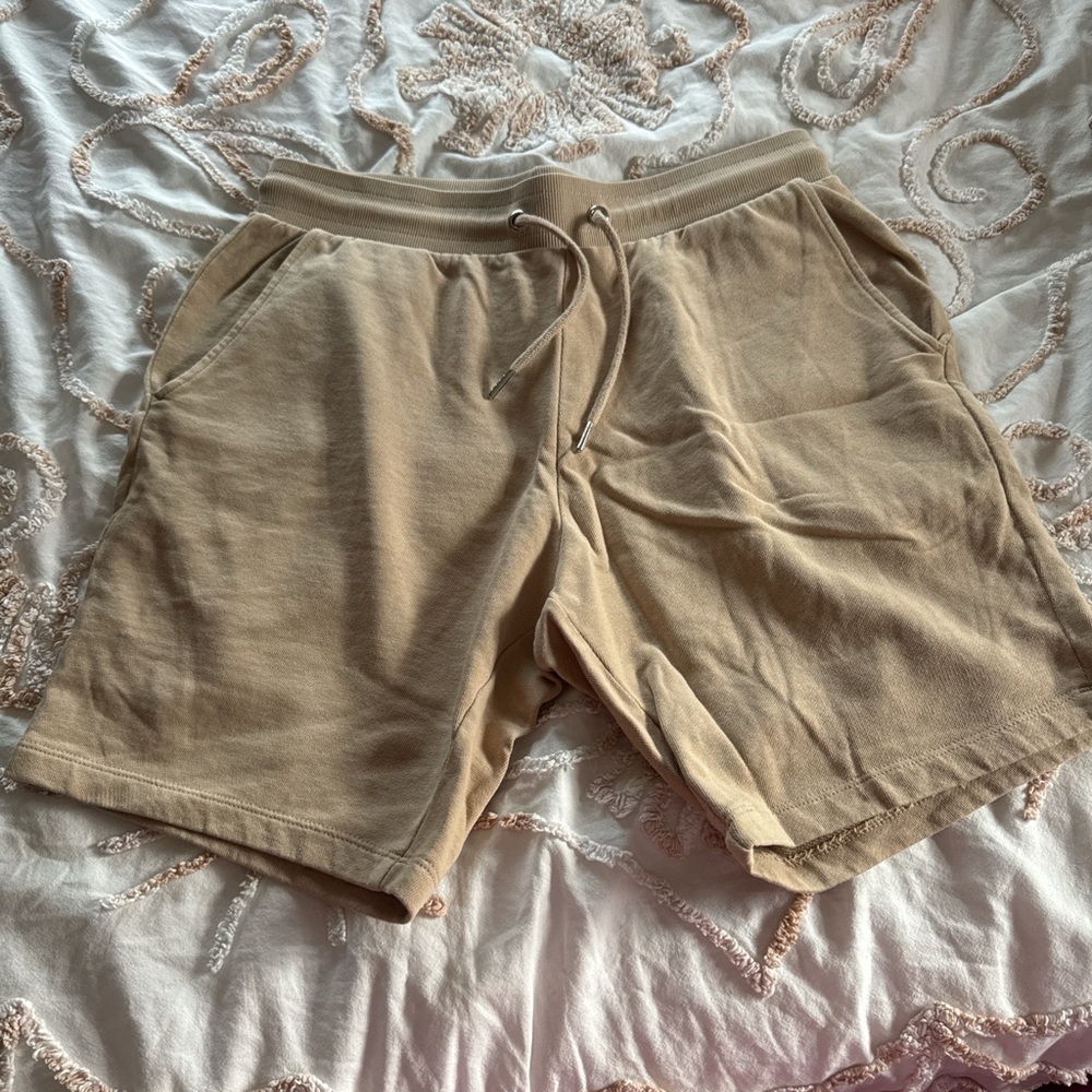 ASOS DESIGN men’s cream/tan cotton jogger shorts #summeressentials